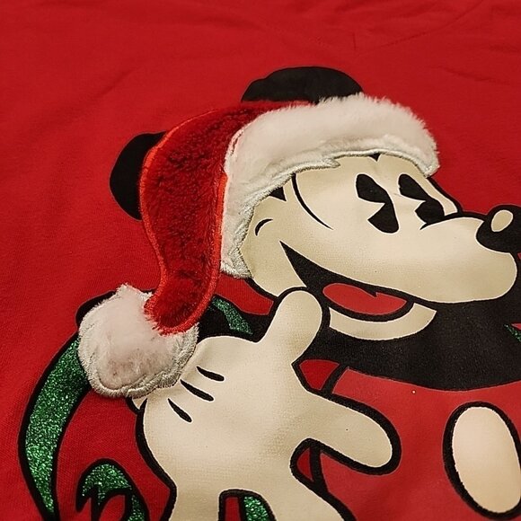 NWT Disney Parks Red Christmas Mickey "Unwrap the Magic" Short Sleeve v Neck XL - Picture 2 of 7